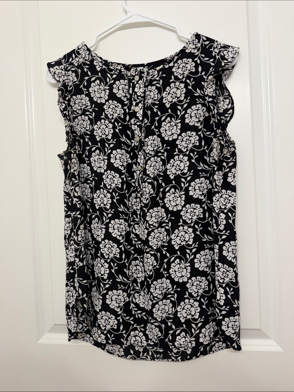 LOFT Black and White Floral Sleeveless Midi Top